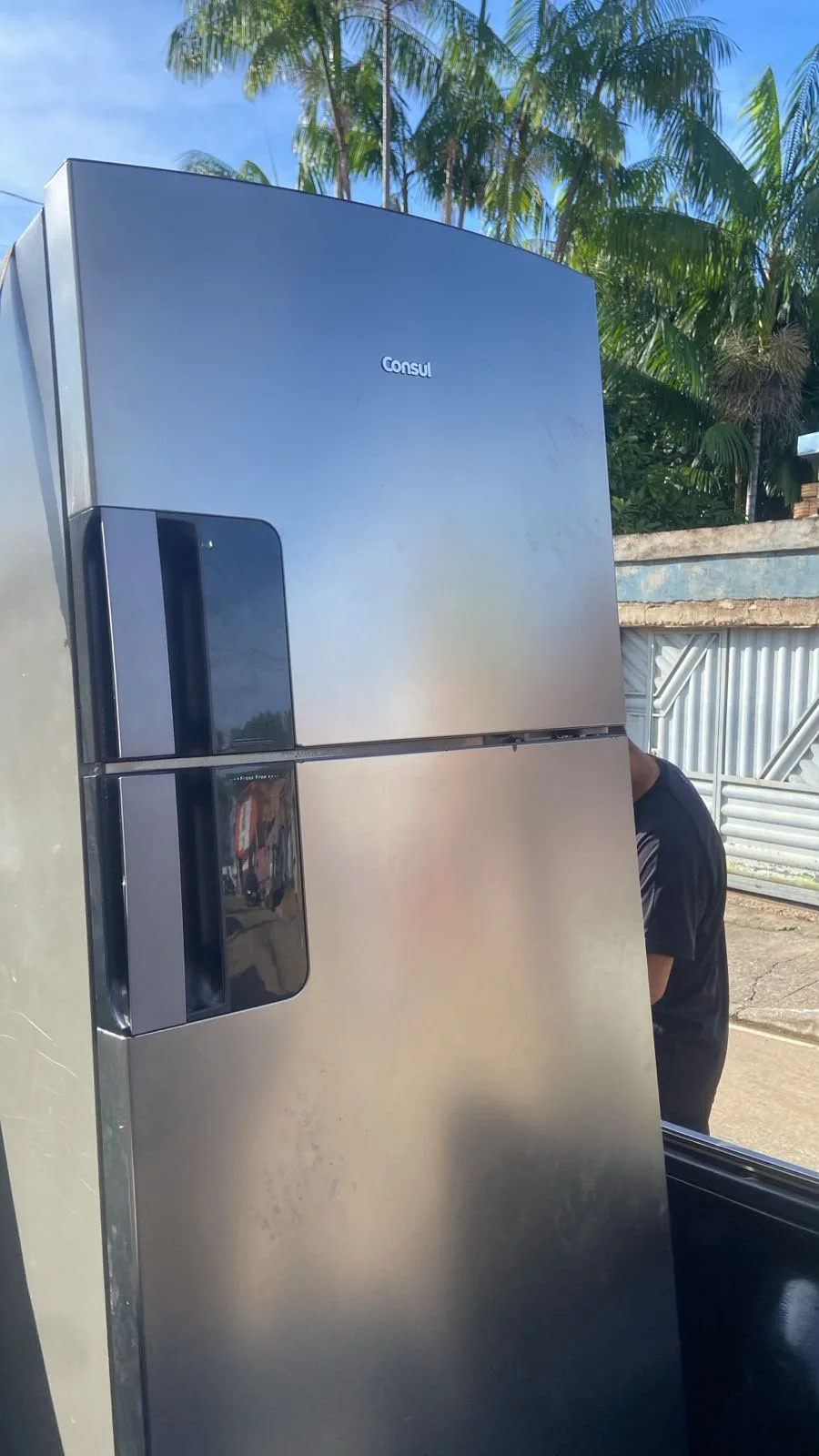 Refrigerador Consul sendo entregue Reparado